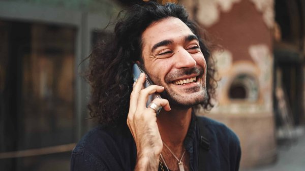 Comment la musique électronique transforme-t-elle nos émotions ?