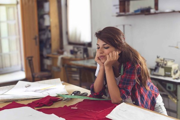 Comment organiser un atelier de fabrication de marionnettes Bunraku traditionnelles japonaises ?